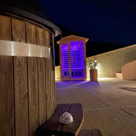 Tramontana Casetta Nyaraló