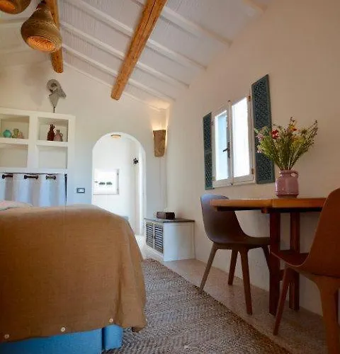 Tramontana Casetta بيت للعطل